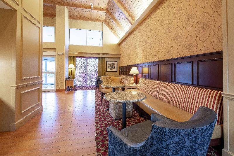 هتل Hampton Inn & Suites Williamsburgrichmond Rd