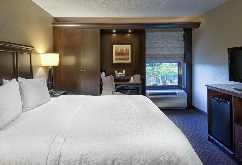 هتل Hampton Inn Tuscaloosa University