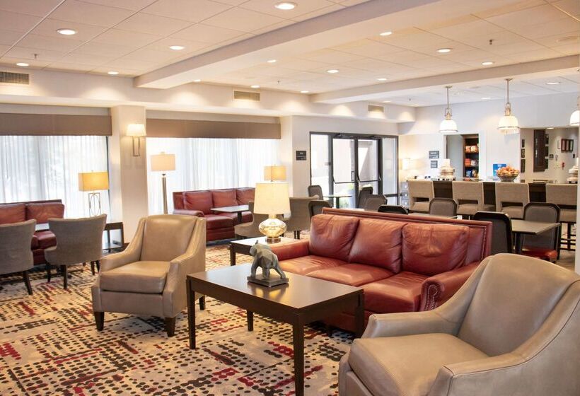 هتل Hampton Inn Tuscaloosa University