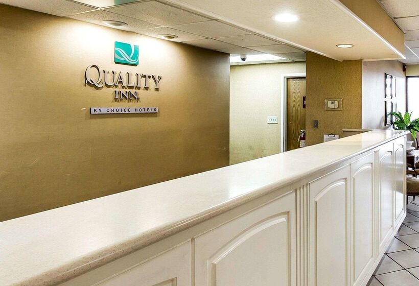 هتل Quality Inn At The Mall  Valdosta