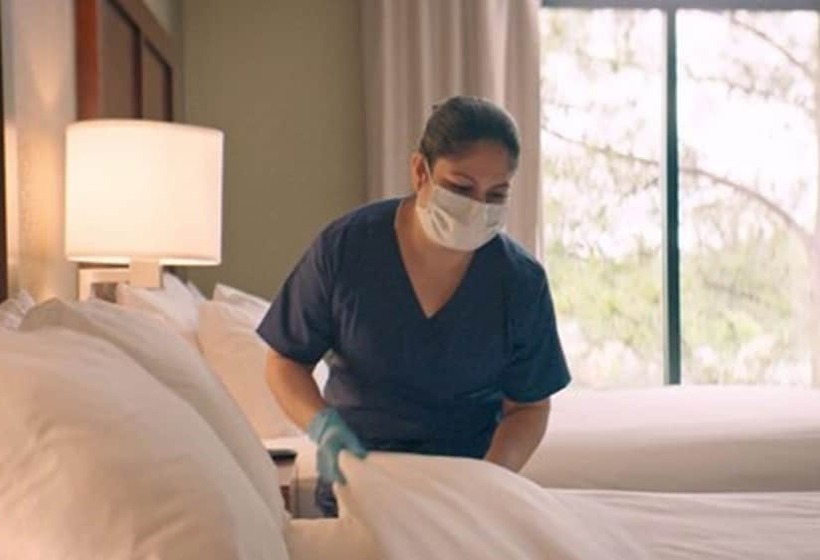 בית מלון כפרי Quality Inn Auburn Hills Detroit North