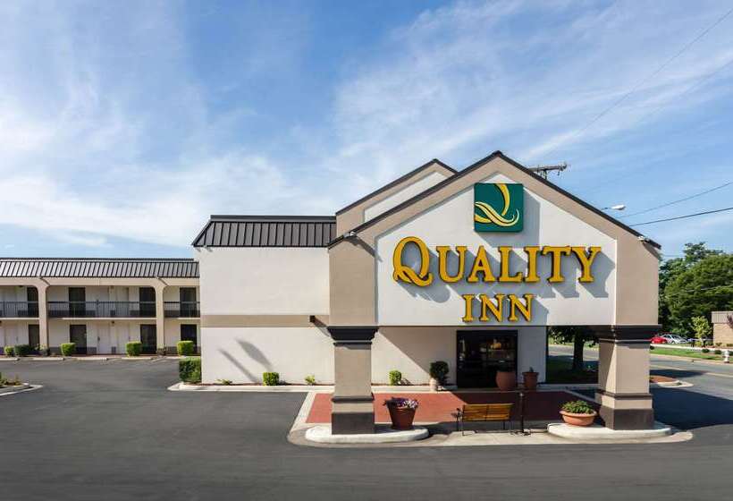 בית מלון כפרי Quality Inn Lynchburg Near University