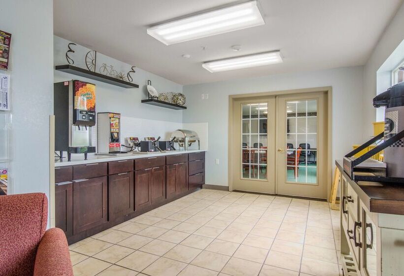 فندق Red Lion Inn & Suites Port Orchard