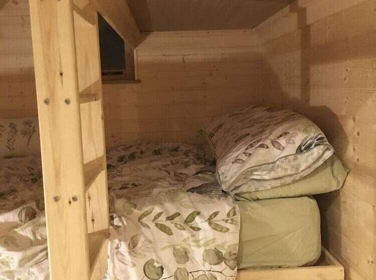 בית מלון כפרי Brynllwyd Glamping