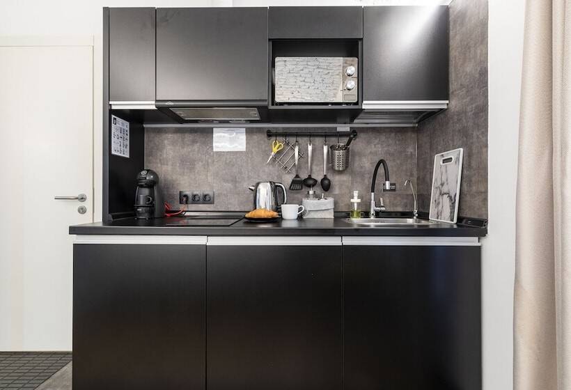 Apart Hotel M28