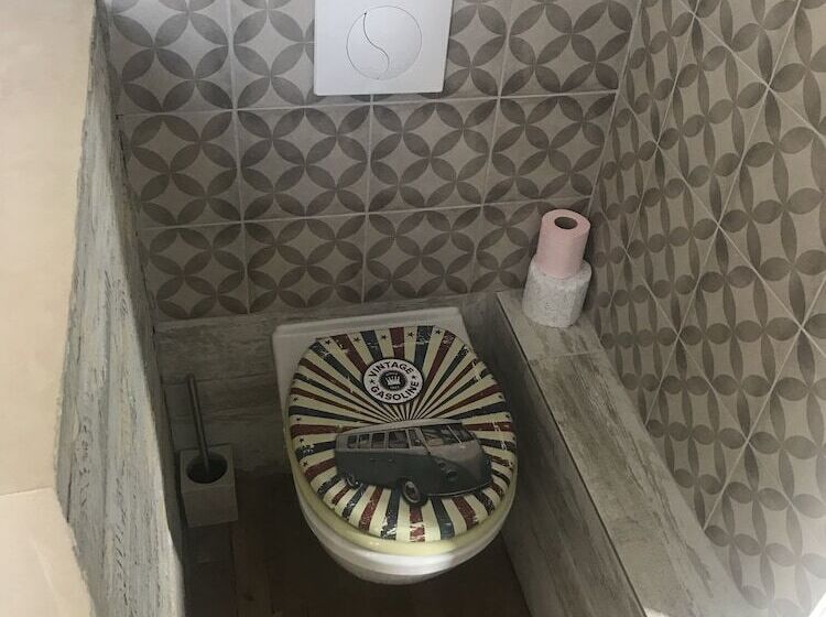 ベッドアンドブレックファースト Librairie Abelard