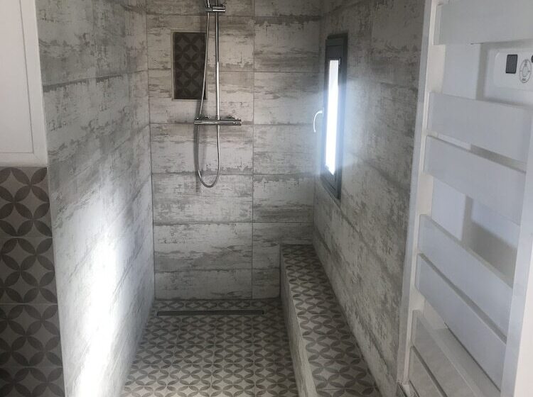 ベッドアンドブレックファースト Librairie Abelard