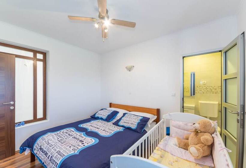 Villa Maslina With Private Pool