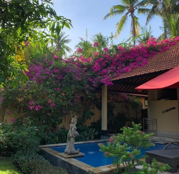 Отель Teluk Karang Dive & Spa Resort
