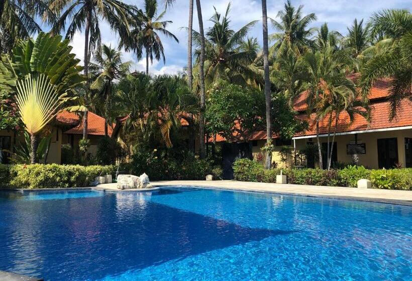 Отель Teluk Karang Dive & Spa Resort