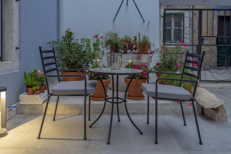 بنسيون Boutique Rooms Mirabilis