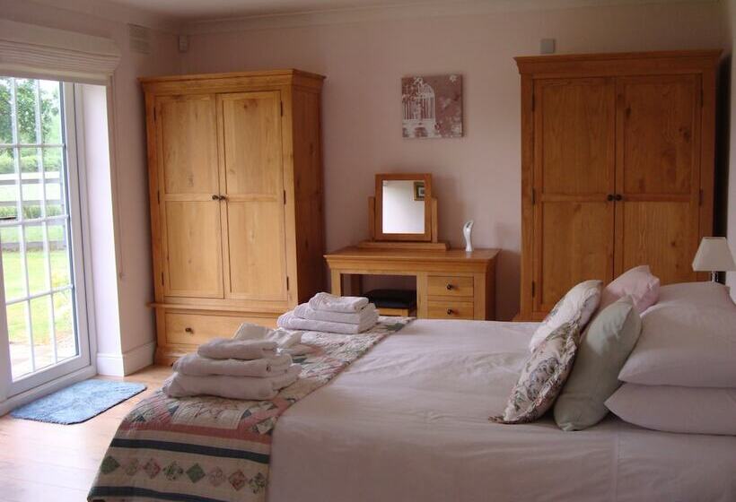 Spring Paddocks B&b