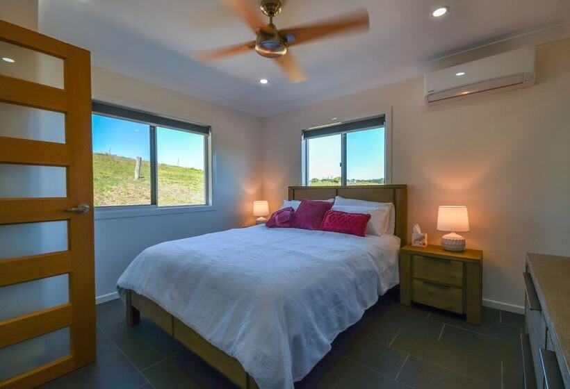 Yungaburra  Lodge