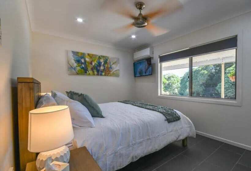 Yungaburra  Lodge