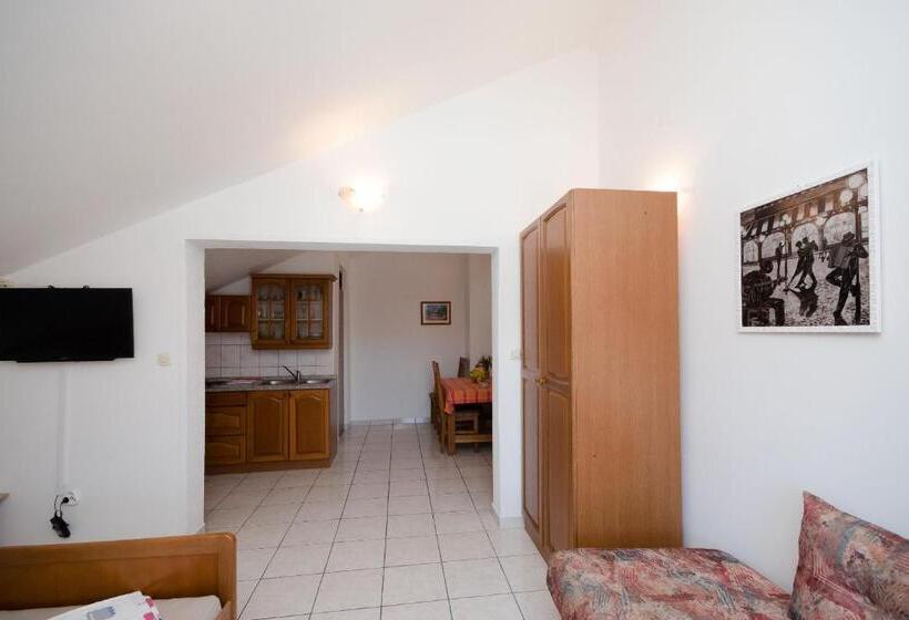 Apartments Drago