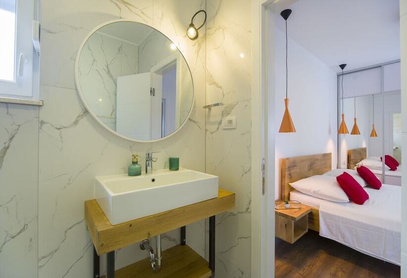 پانسیون Guest House Bulli