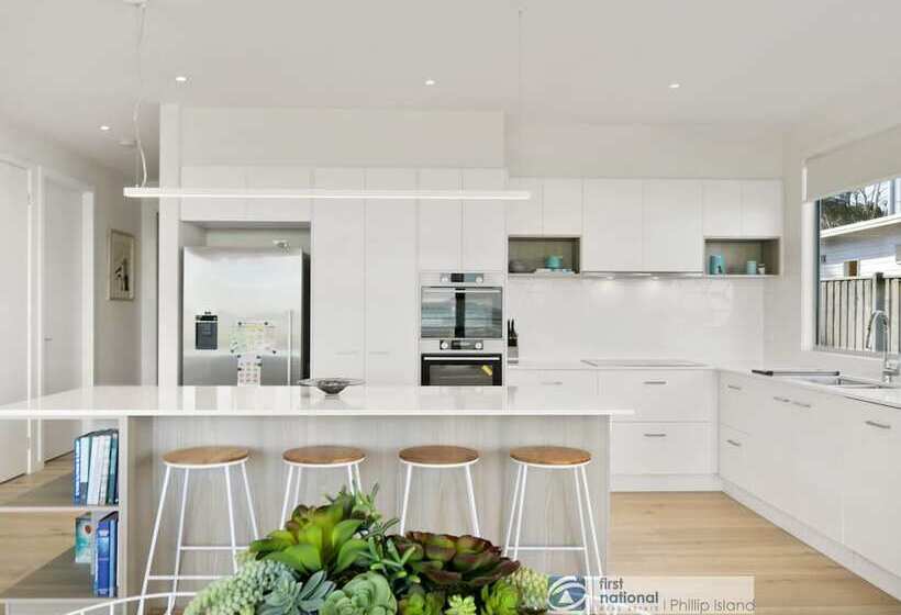 Pukeko Beach House