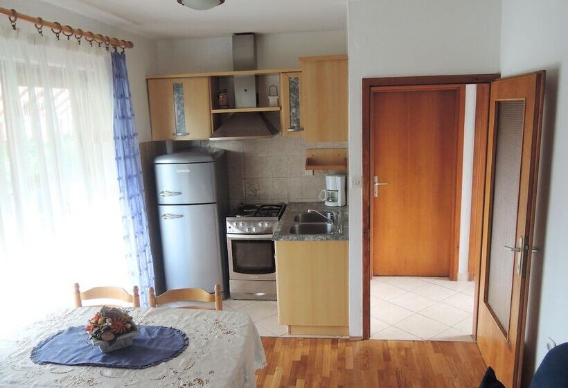 Apartment Sabina & Grapes