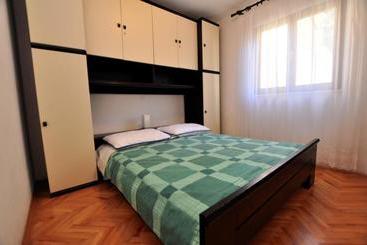 Apartments Pavao