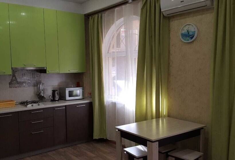 Apartment On Kirova