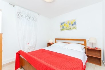Apartments Radojka
