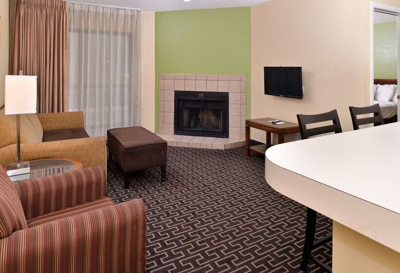 酒店 Americas Best Value Inn & Suites Extended Stay Tulsa