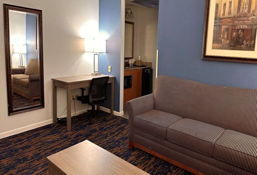 בית מלון כפרי Baymont By Wyndham Indianapolis Northwest