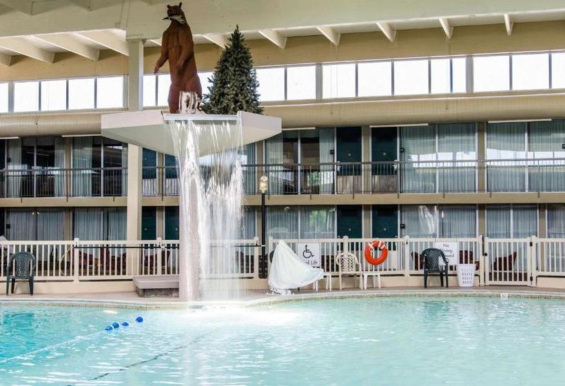 ホテル Clarion Inn Pocatello