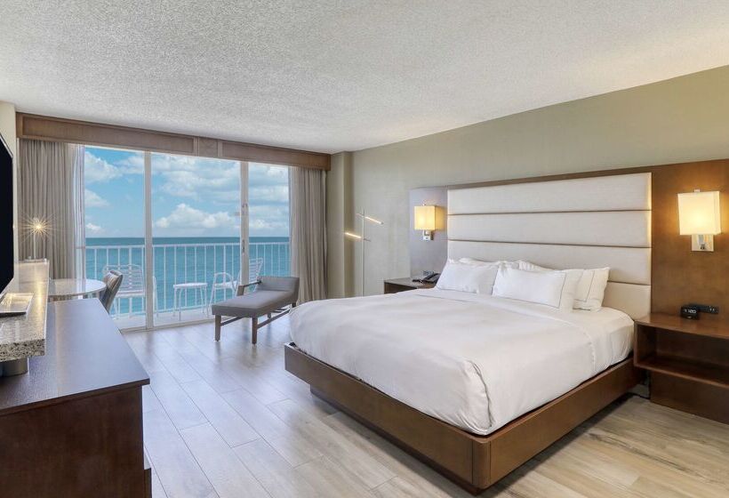 בית מלון כפרי Doubletree Beach Resort By Hilton Tampa Bay   North Redingto