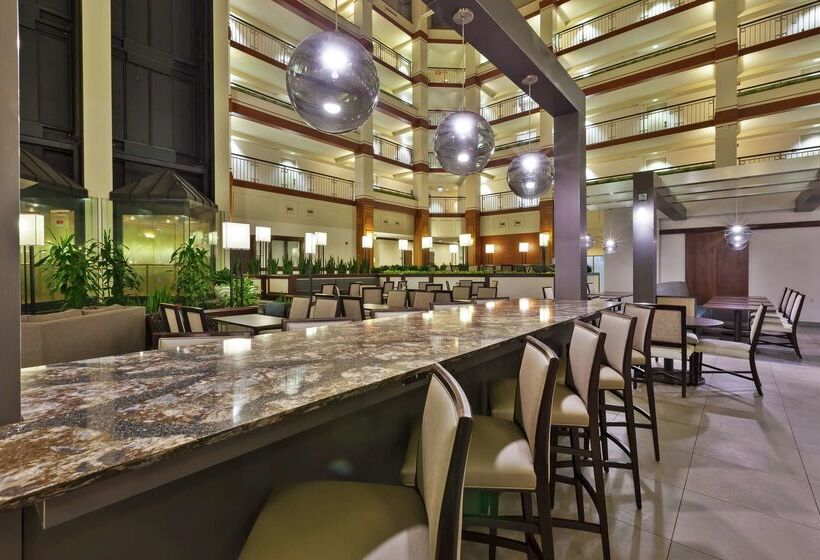 فندق Auburn Hills