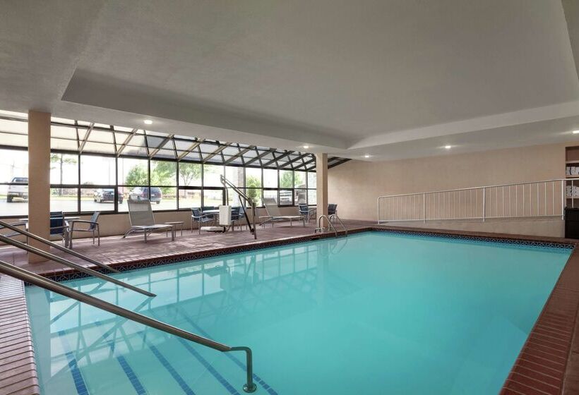 ホテル Hampton Inn Oklahoma City I 40 E