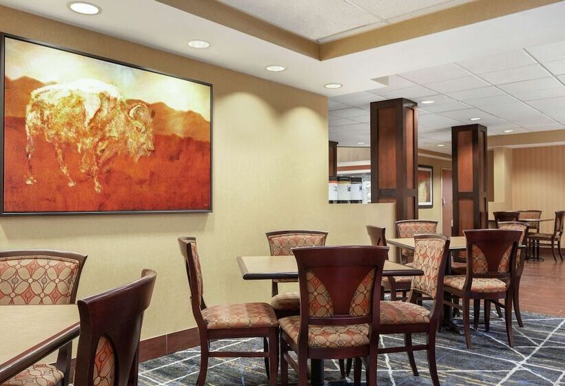 ホテル Hampton Inn Oklahoma City I 40 E