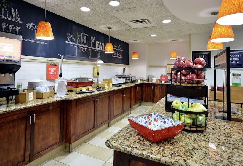 בית מלון כפרי Hampton Inn Raleigh/town Of Wake Forest