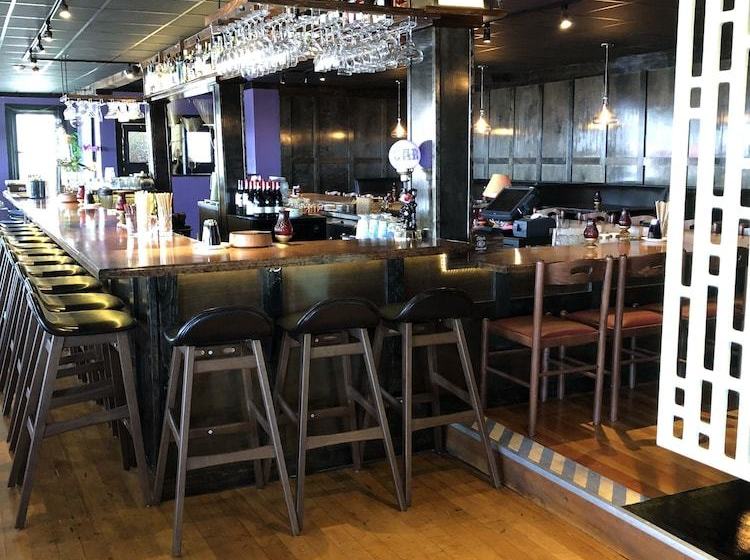 فندق Harborside Inn