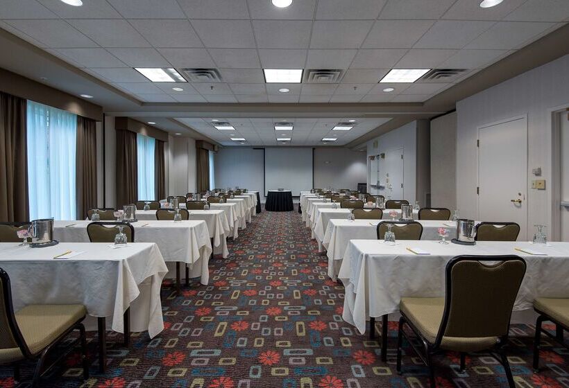 בית מלון כפרי Hilton Garden Inn Owings Mills