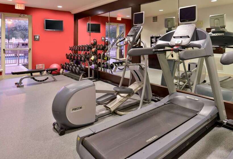 هتل Hilton Garden Inn Dallas/addison