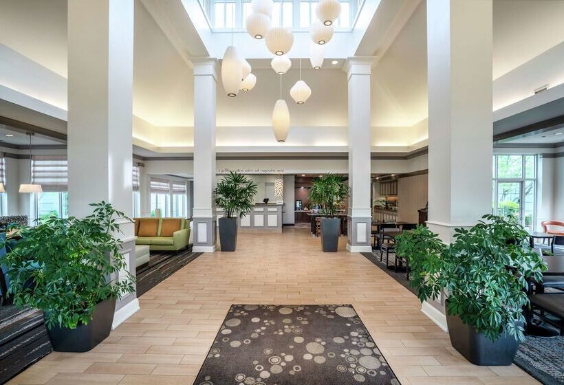هتل Hilton Garden Inn Louisville East