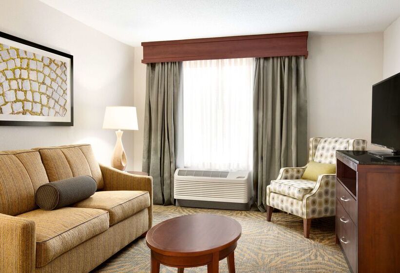 בית מלון כפרי Hilton Garden Inn Shelton