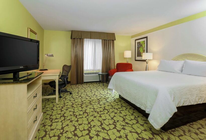 בית מלון כפרי Hilton Garden Inn Tallahassee