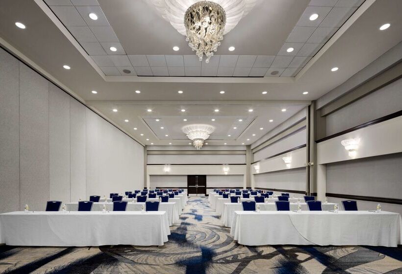 فندق Hilton Long Island/huntington