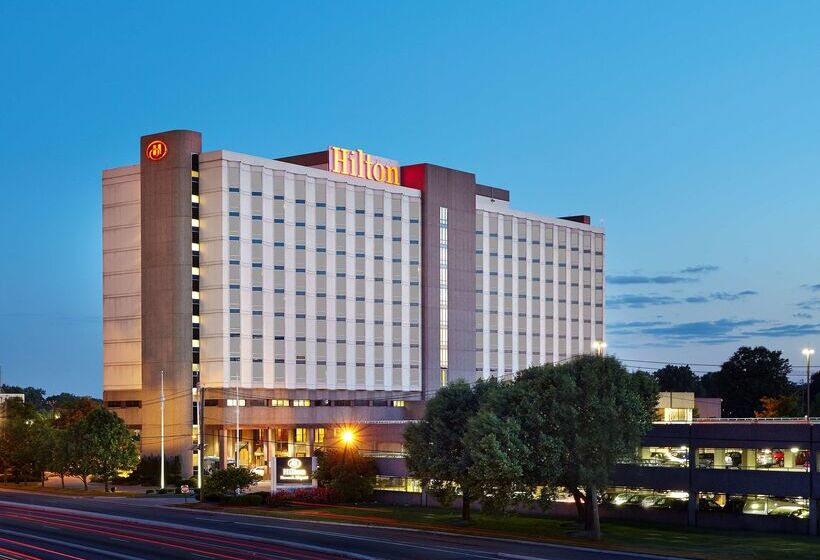 هتل Hilton Newark Airport