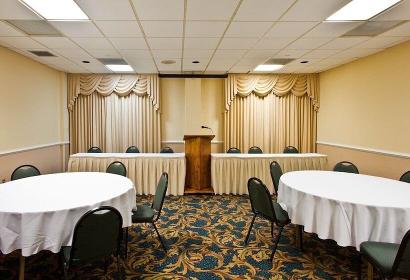 فندق Holiday Inn Port St. Lucie, An Ihg