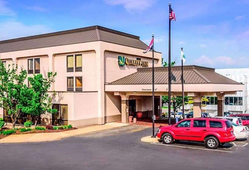 בית מלון כפרי Quality Inn Florissant   St Louis