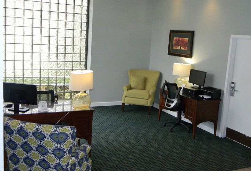 בית מלון כפרי Quality Inn Prestonsburg	