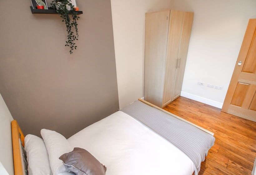 City View Flat At Liverpool St Brick Ln