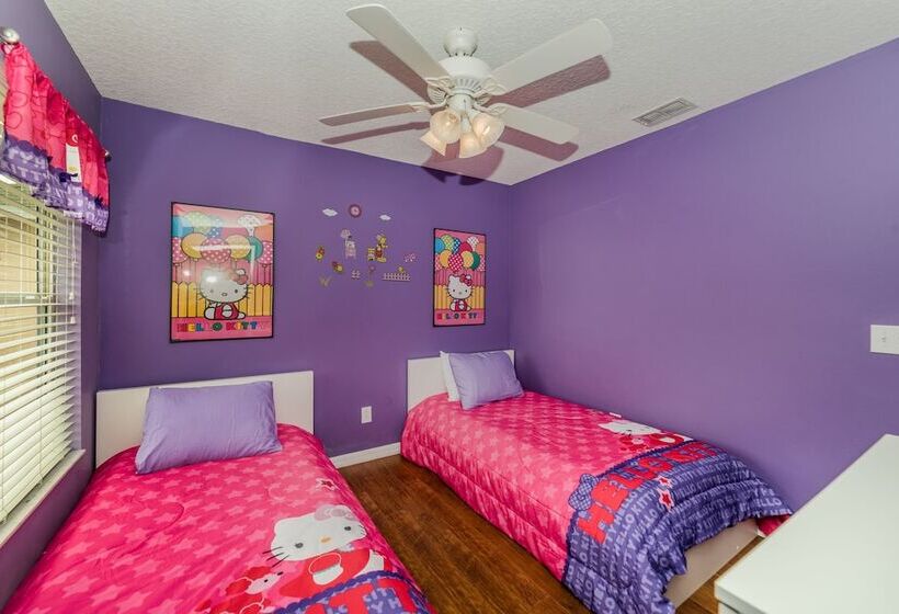 Emerald Island #1   7 Bed 6 Baths Villa