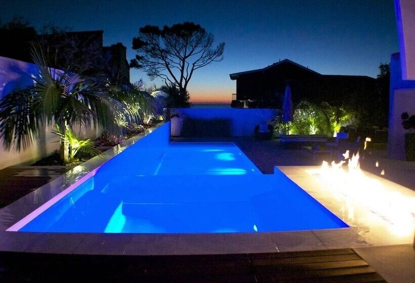 Modern Del Mar Beach Home