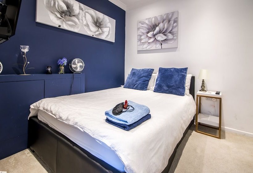 بنسيون Beautiful Rooms Near Excel Center