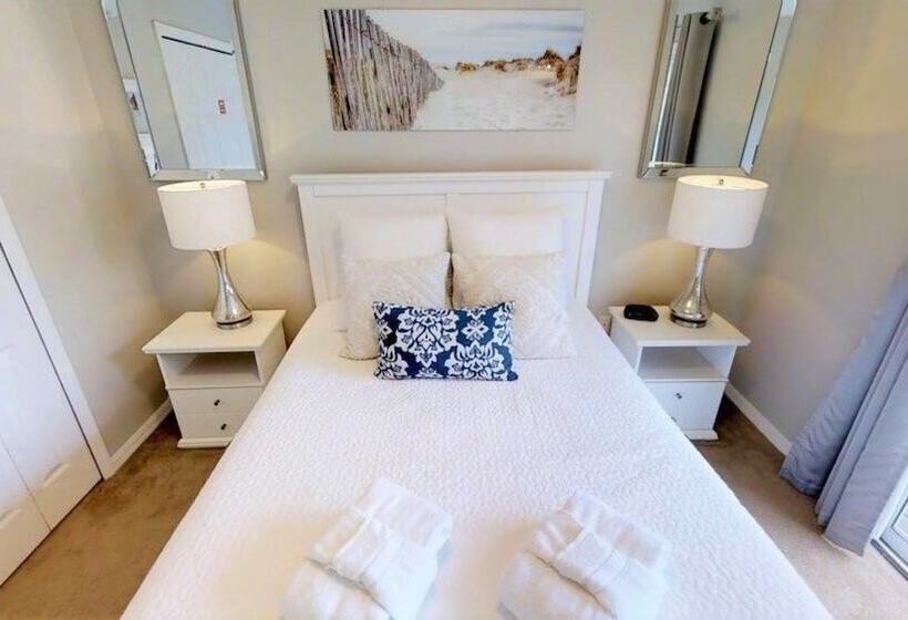 Aco238226   Emerald Island Resort   3 Bed 2.5 Baths Townhome