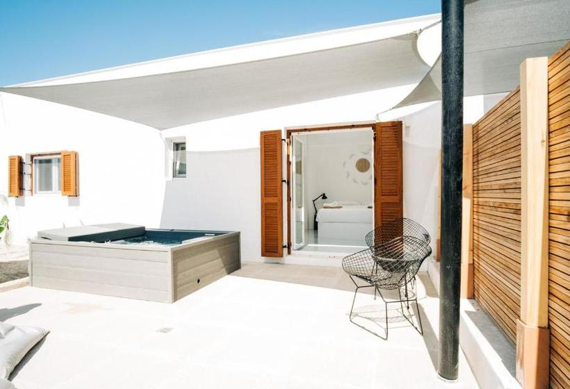 هتل Mesanto Luxury Suites